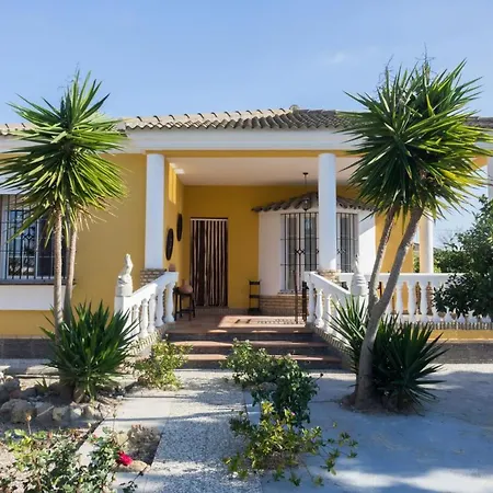 Holiday home Chalet Los Delfines Con Piscina *
